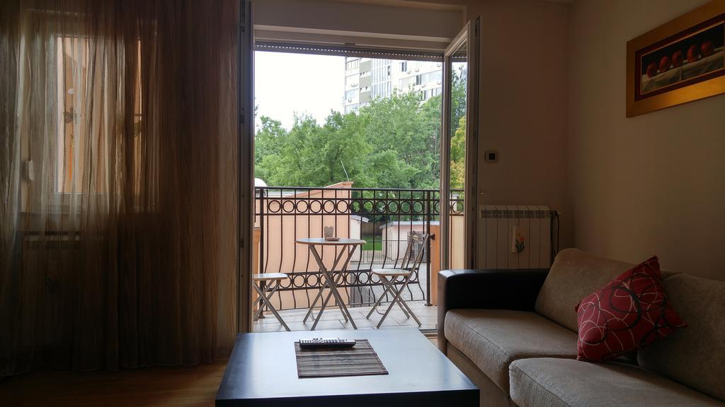 Apartman Snow White Novi Sad Exterior foto
