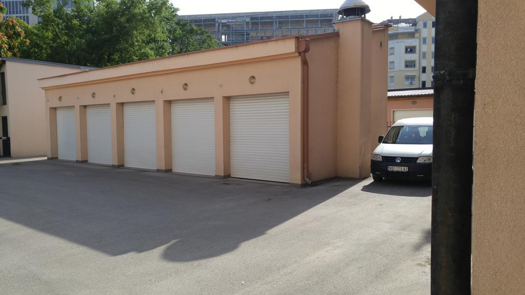 Apartman Snow White Novi Sad Exterior foto